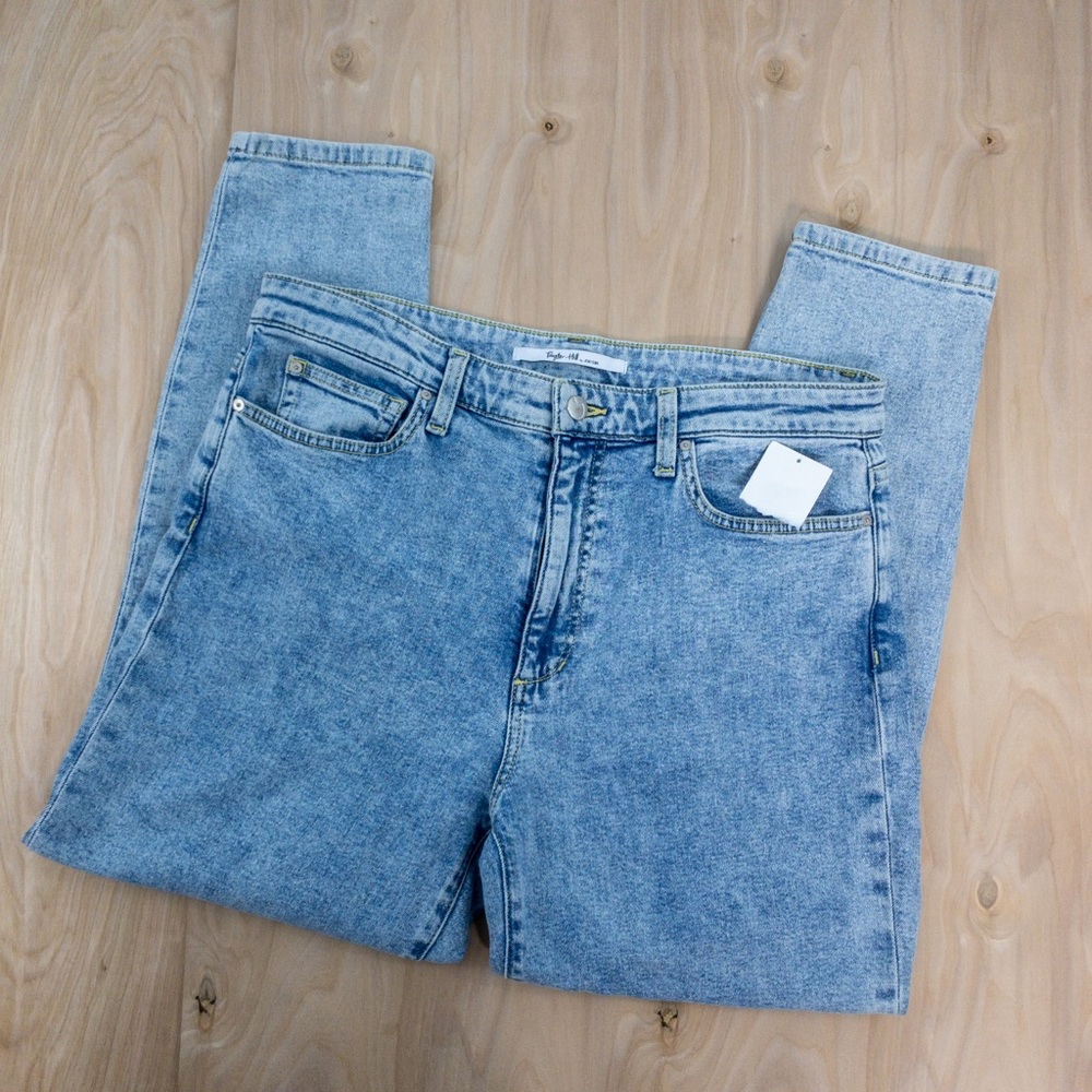 Joe’s Jeans Sabreena High Rise Skinny Crop Mom 32